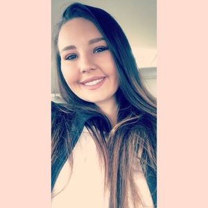 Meet your Posher, Gabrielle